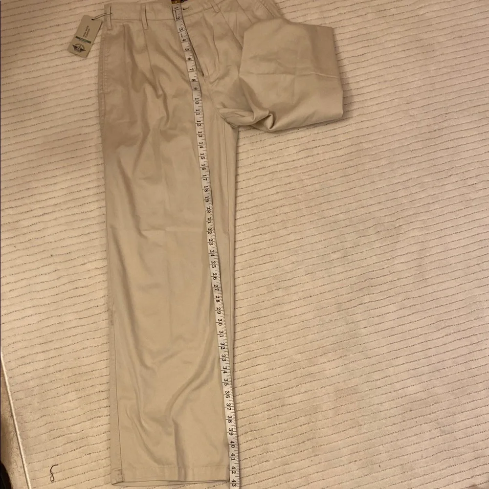 DOCKERS.Classic Tan women’s Pants - Picture 8 of 9
